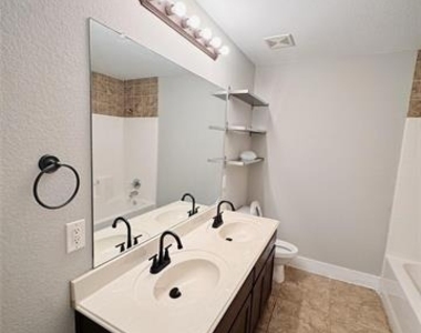 1008 Caudle Lane - Photo Thumbnail 18