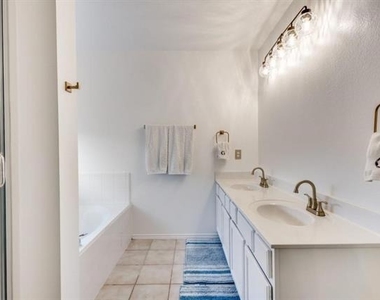 800 Alder Drive - Photo Thumbnail 6