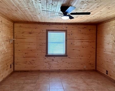 126 N Garza Road - Photo Thumbnail 5