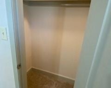7570 Kings Ridge Road - Photo Thumbnail 14