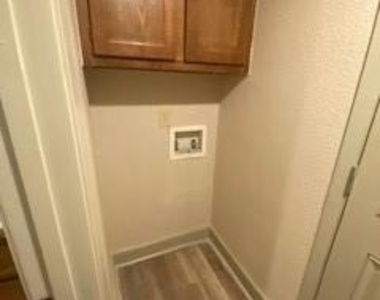 7570 Kings Ridge Road - Photo Thumbnail 20