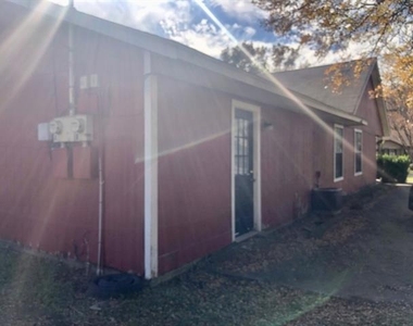 1508 N Preston Street - Photo Thumbnail 24