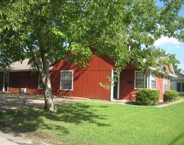 1508 N Preston Street - Photo Thumbnail 1