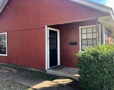 1508 N Preston Street - Photo Thumbnail 2