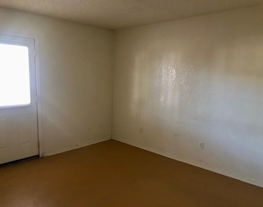1508 N Preston Street - Photo Thumbnail 20