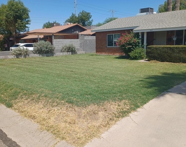 814 E Lamar Road - Photo Thumbnail 1