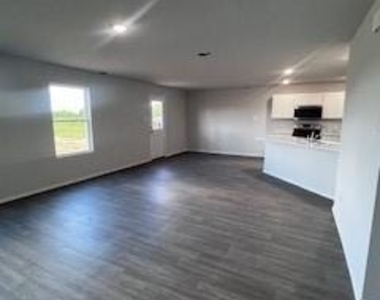 631 Clear Creek Court - Photo Thumbnail 2