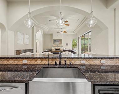 14598 E Corrine Drive - Photo Thumbnail 13