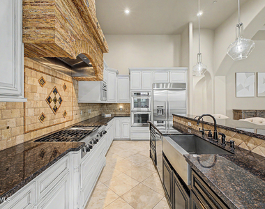 14598 E Corrine Drive - Photo Thumbnail 12