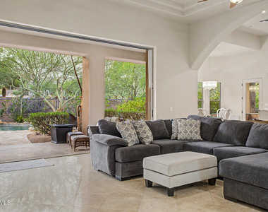 14598 E Corrine Drive - Photo Thumbnail 10