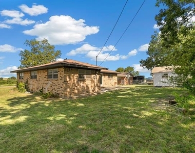 609 S Farmington Road - Photo Thumbnail 26