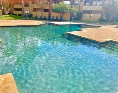 1204 Calico Lane - Photo Thumbnail 10