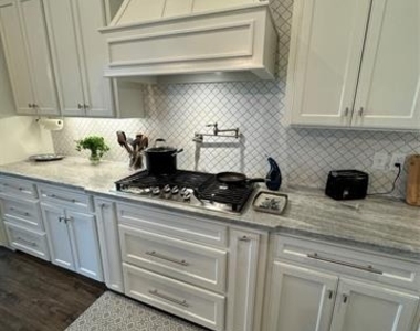 629 Dumaine Drive - Photo Thumbnail 27