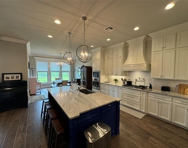 629 Dumaine Drive - Photo Thumbnail 25