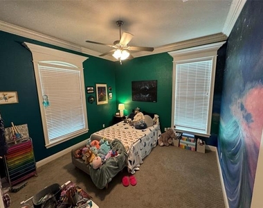629 Dumaine Drive - Photo Thumbnail 2