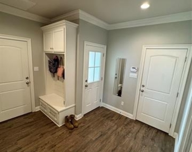 629 Dumaine Drive - Photo Thumbnail 15