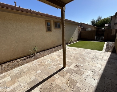 2898 S Arroyo Lane - Photo Thumbnail 5