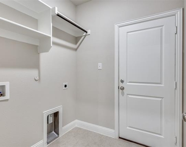 5908 Aster Drive - Photo Thumbnail 19