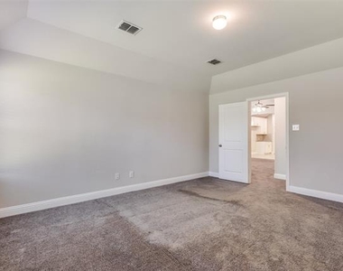 5908 Aster Drive - Photo Thumbnail 15