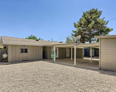6053 N 22nd Avenue - Photo Thumbnail 26