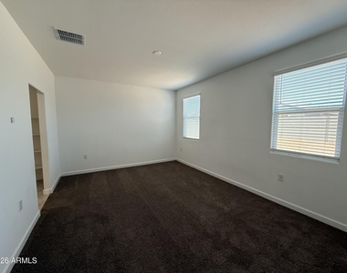 2474 W Sable Avenue - Photo Thumbnail 19