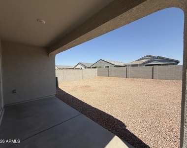 2474 W Sable Avenue - Photo Thumbnail 27