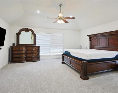 501 Halifax Lane - Photo Thumbnail 22