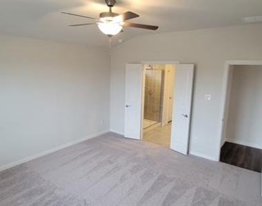 2633 Oneida Lane - Photo Thumbnail 32