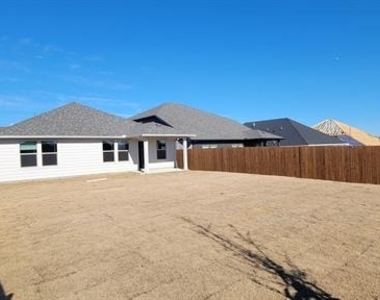 2633 Oneida Lane - Photo Thumbnail 6
