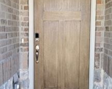 2633 Oneida Lane - Photo Thumbnail 3