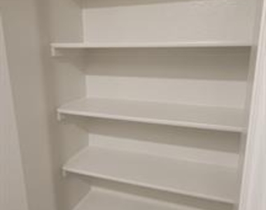 2633 Oneida Lane - Photo Thumbnail 13