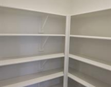 2633 Oneida Lane - Photo Thumbnail 27