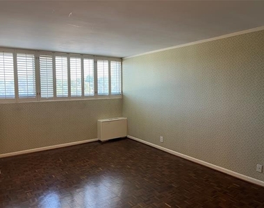 3883 Turtle Creek Boulevard - Photo Thumbnail 27