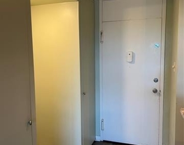 3883 Turtle Creek Boulevard - Photo Thumbnail 4