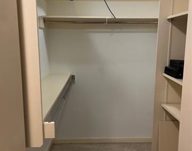 3883 Turtle Creek Boulevard - Photo Thumbnail 22
