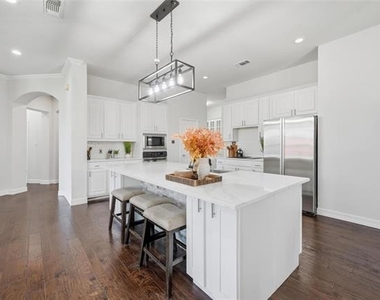 2100 Copperfield Court - Photo Thumbnail 7