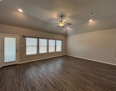8941 Lantana Meadow Drive - Photo Thumbnail 31