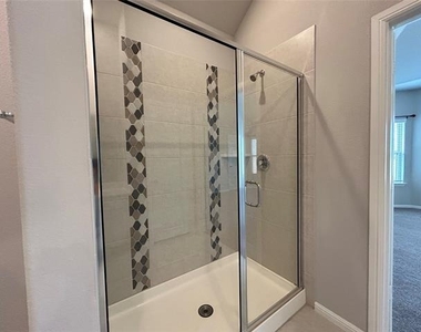 8941 Lantana Meadow Drive - Photo Thumbnail 25