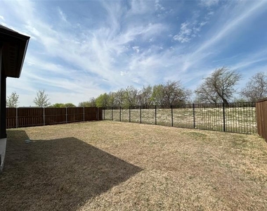 8941 Lantana Meadow Drive - Photo Thumbnail 37