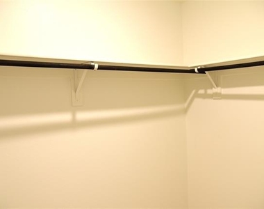 348 Dry Canyon Way - Photo Thumbnail 12