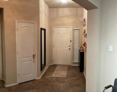 11440 Clover Knoll Drive - Photo Thumbnail 11