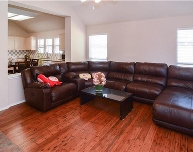 11440 Clover Knoll Drive - Photo Thumbnail 22