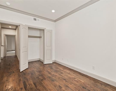 3142 Ross Avenue - Photo Thumbnail 20