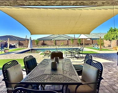17979 W Hazelwood Street - Photo Thumbnail 6