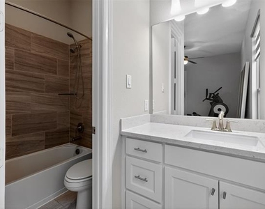 3848 Covedale Boulevard - Photo Thumbnail 26