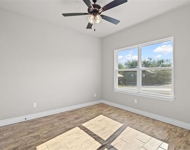 3402 Hilltop Road - Photo Thumbnail 24