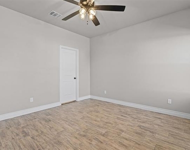 3402 Hilltop Road - Photo Thumbnail 27