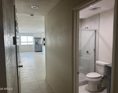 8837 W Highland Avenue - Photo Thumbnail 18