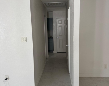 8837 W Highland Avenue - Photo Thumbnail 9