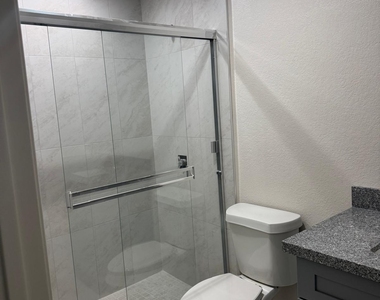 8837 W Highland Avenue - Photo Thumbnail 20